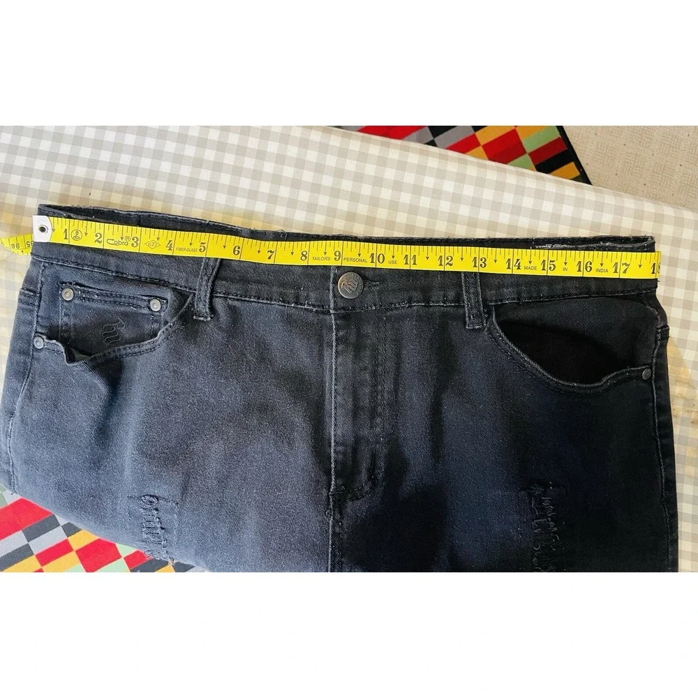 VTG Rocawear Y2K Men's Jeans 36/32 Tag 38/34 Distressed Stretch Denim Moto Knee